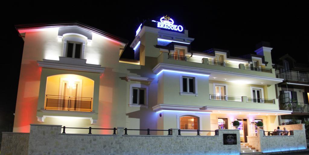 Hotel Cenacolo Somma Vesuviana Bagian luar foto
