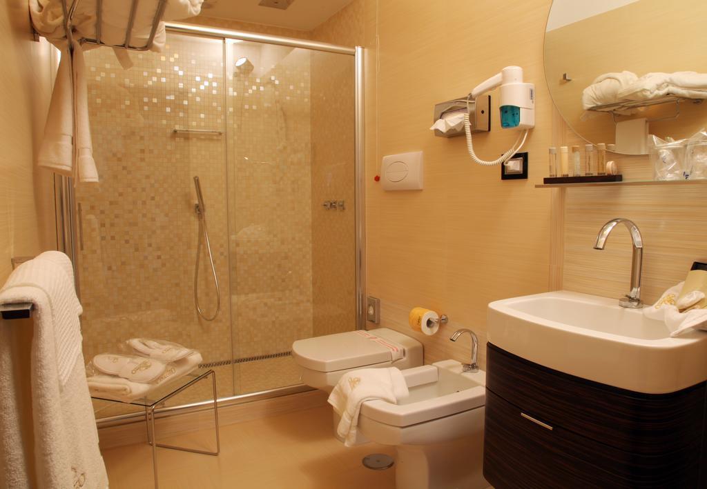 Hotel Cenacolo Somma Vesuviana Bagian luar foto