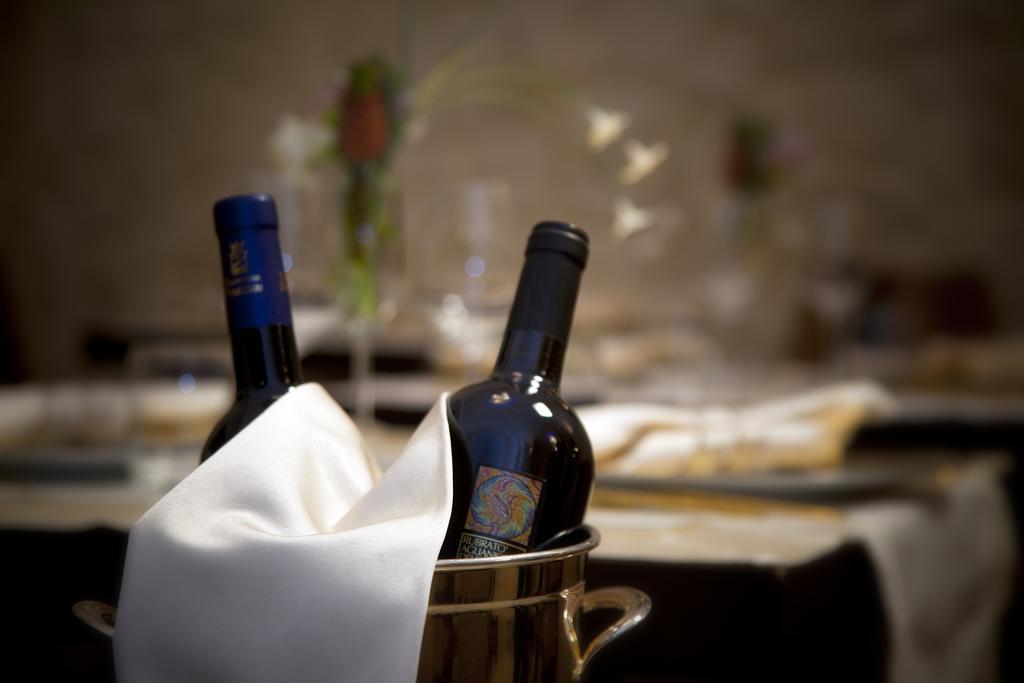 Hotel Cenacolo Somma Vesuviana Bagian luar foto